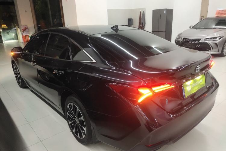 Used Toyota Avalon 2022 Dual-Engine 2.5L Luxury Edition Exterior 2