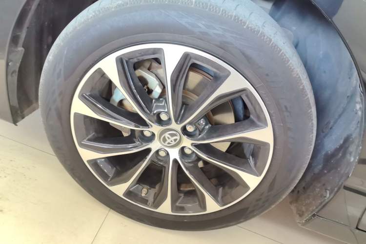 Used Toyota Avalon 2022 Dual-Engine 2.5L Luxury Edition Exterior 2