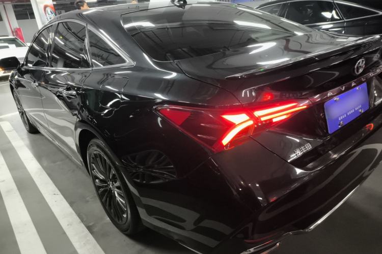Used Toyota Avalon 2022 2.5L Touring Premium Edition Exterior 2