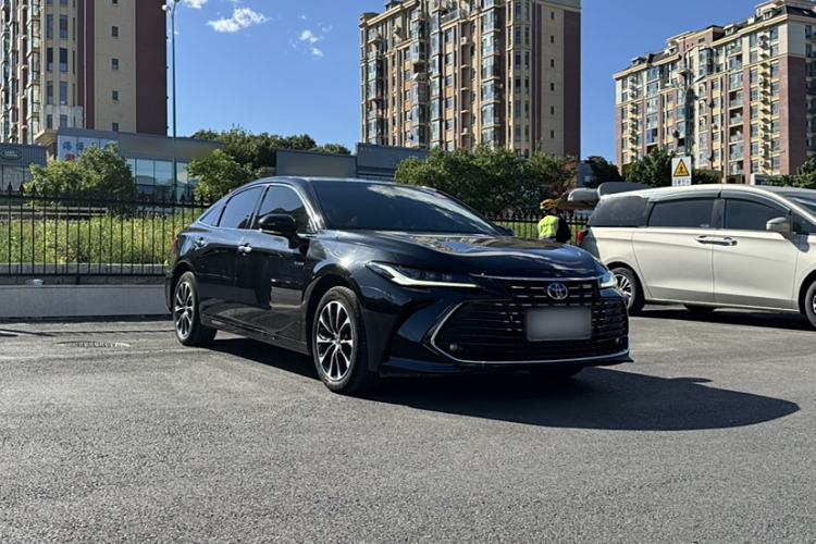 Used Toyota Avalon 2022 Dual-Engine 2.5L Luxury Edition Exterior 2