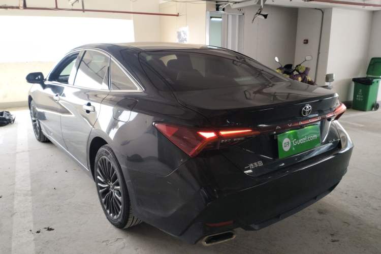 Used Toyota Avalon 2022 2.0L XLE Premium Edition Exterior 2