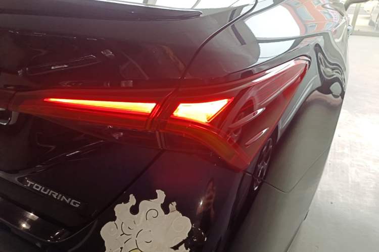 Used Toyota Avalon 2022 2.5L Touring Premium Edition Exterior 3