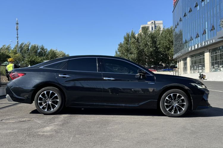 Used Toyota Avalon 2022 Dual-Engine 2.5L Luxury Edition Exterior 3