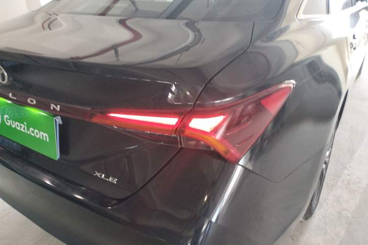 Used Toyota Avalon 2022 2.0L XLE Premium Edition Exterior 3