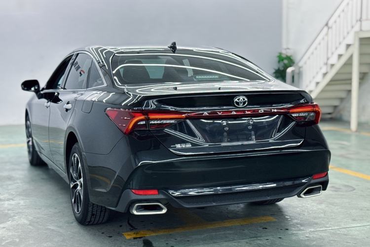 Used Toyota Avalon 2022 2.0L Luxury Edition Exterior 4