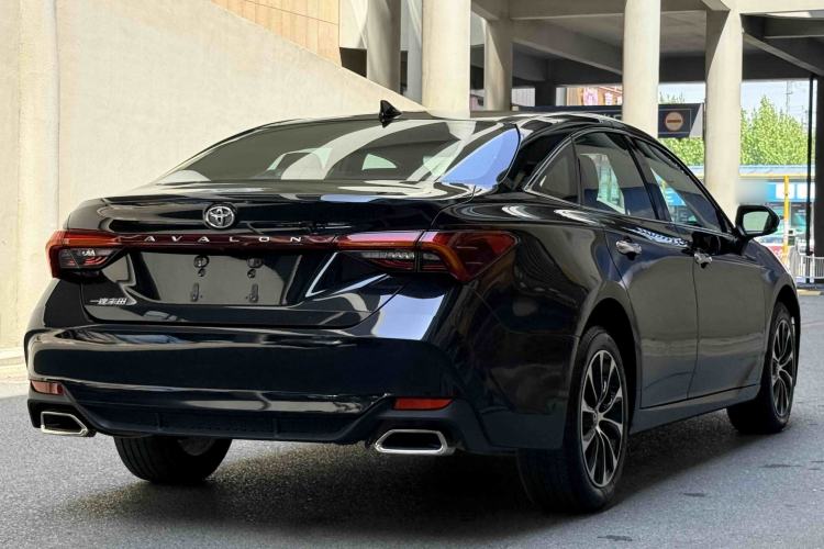 Used Toyota Avalon 2022 2.0L Luxury Edition Exterior 4