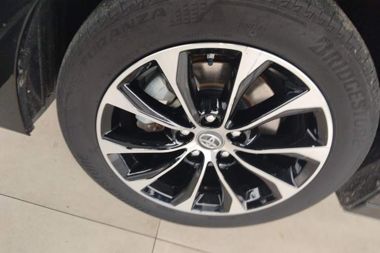 Used Toyota Avalon 2022 2.0L Luxury Edition Exterior 4