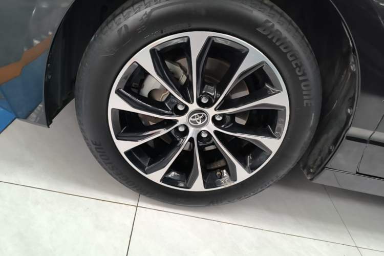 Used Toyota Avalon 2022 2.5L Luxury Edition Exterior 4