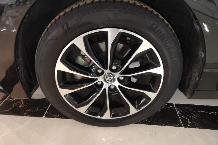 Used Toyota Avalon 2022 2.0L Ambition Edition Exterior 4