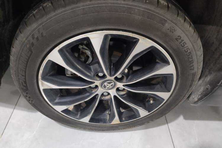 Used Toyota Avalon 2022 2.0L Luxury Edition Exterior 5