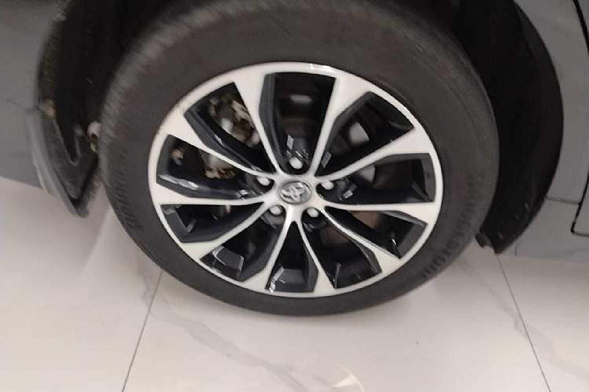 Used Toyota Avalon 2022 2.5L Ambition Edition Exterior 5