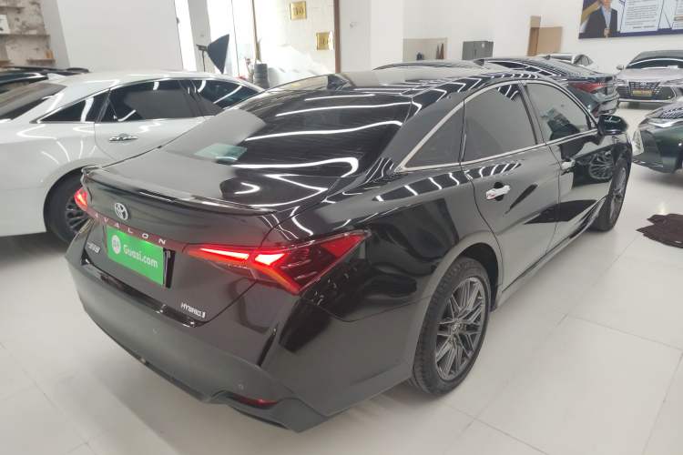 Used Toyota Avalon 2022 Dual-Engine 2.5L Luxury Edition Exterior 5