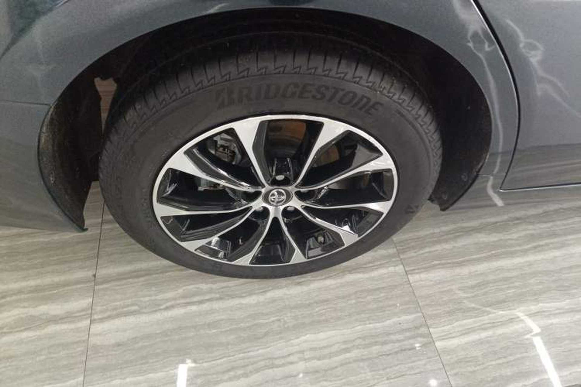 Used Toyota Avalon 2022 Dual-Engine 2.5L Luxury Edition Exterior 5