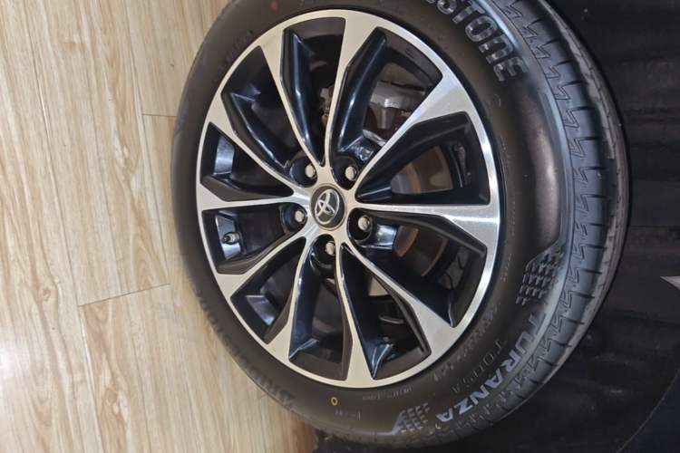 Used Toyota Avalon 2022 2.0L Luxury Edition Exterior 5