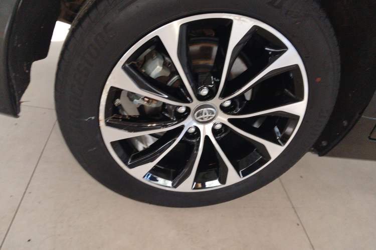 Used Toyota Avalon 2022 2.0L Luxury Edition Exterior 5