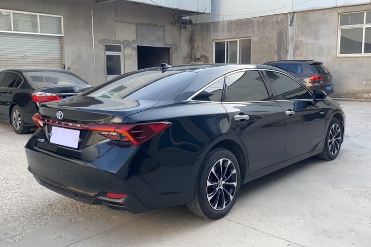 Used Toyota Avalon 2022 Dual-Engine 2.5L Luxury Edition Exterior 6