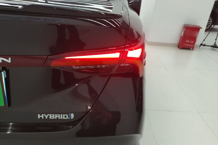 Used Toyota Avalon 2022 Dual-Engine 2.5L Luxury Edition Exterior 6