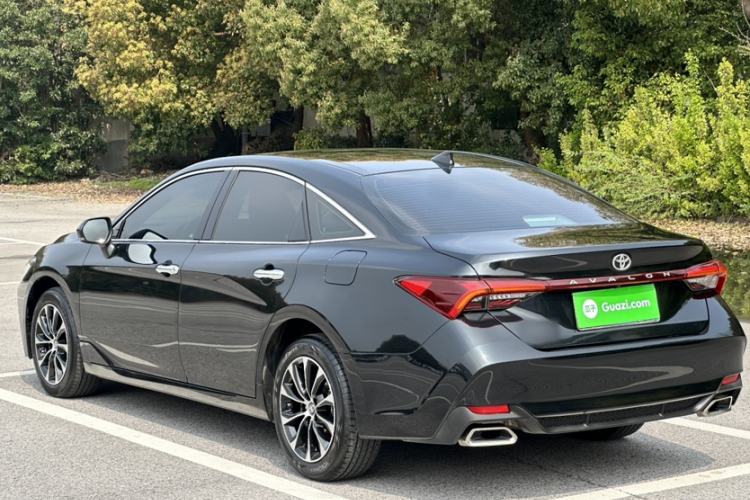 Used Toyota Avalon 2022 2.0L Luxury Edition Exterior 8