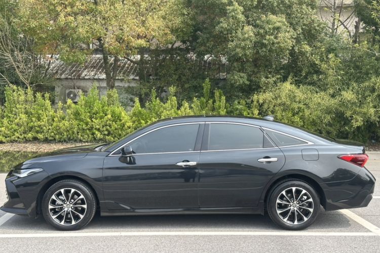 Used Toyota Avalon 2022 2.0L Luxury Edition Exterior 9