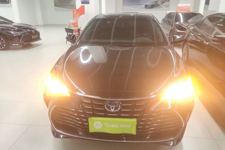 Used Toyota Avalon 2022 Dual-Engine 2.5L Luxury Edition Front