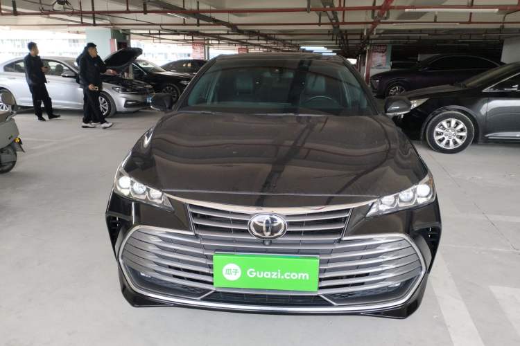 Used Toyota Avalon 2022 2.0L XLE Premium Edition Front