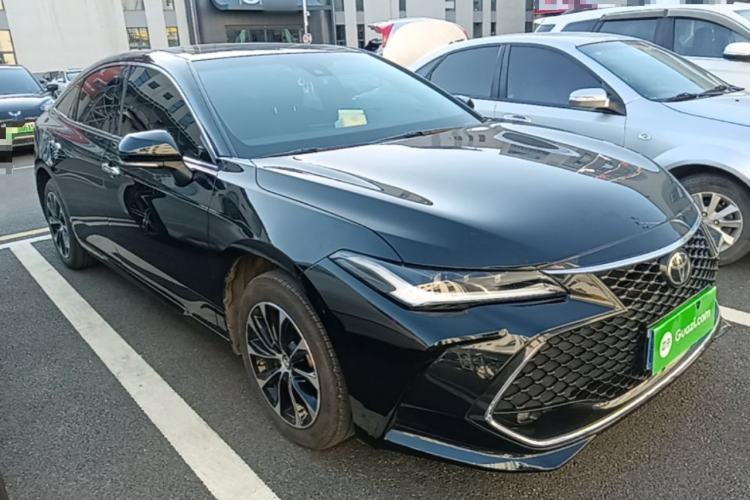 Used Toyota Avalon 2022 2.5L Luxury Edition Front Right 45 Deg