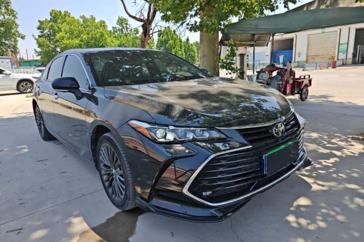 Used Toyota Avalon 2022 2.5L Touring Premium Edition Front Right 45 Deg