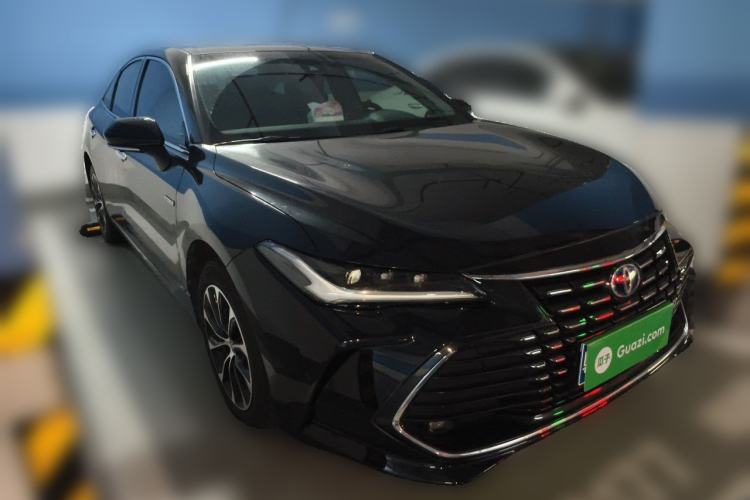 Used Toyota Avalon 2022 Dual-Engine 2.5L Luxury Edition Front Right 45 Deg