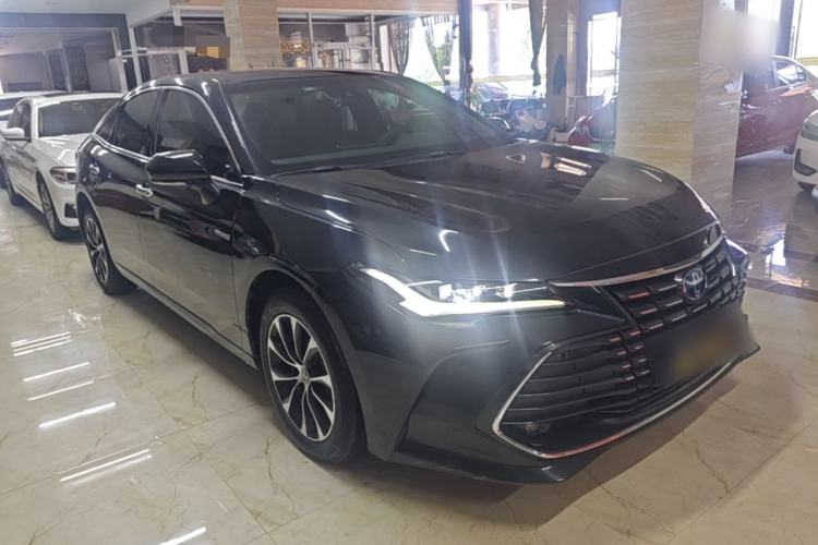 Used Toyota Avalon 2022 Dual-Engine 2.5L Luxury Edition Front Right 45 Deg