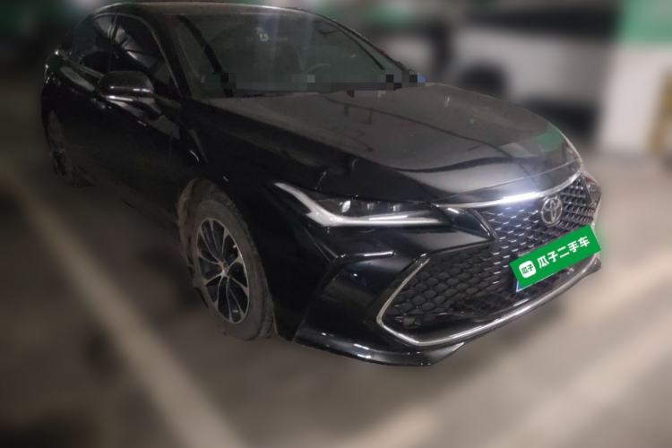 Used Toyota Avalon 2022 2.5L Luxury Edition Front Right 45 Deg