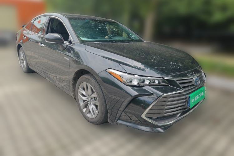 Used Toyota Avalon 2022 Dual-Engine 2.5L Luxury Edition Front Right 45 Deg