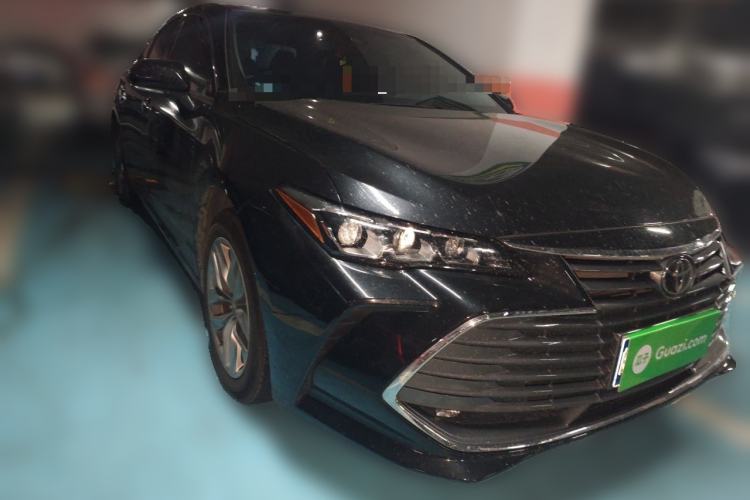 Used Toyota Avalon 2022 2.5L Luxury Edition Front Right 45 Deg