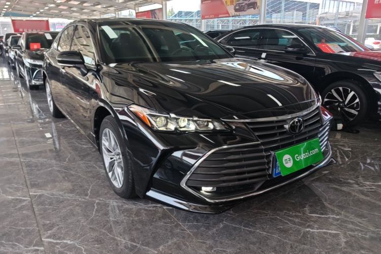 Used Toyota Avalon 2022 2.0L Luxury Edition Front Right 45 Deg
