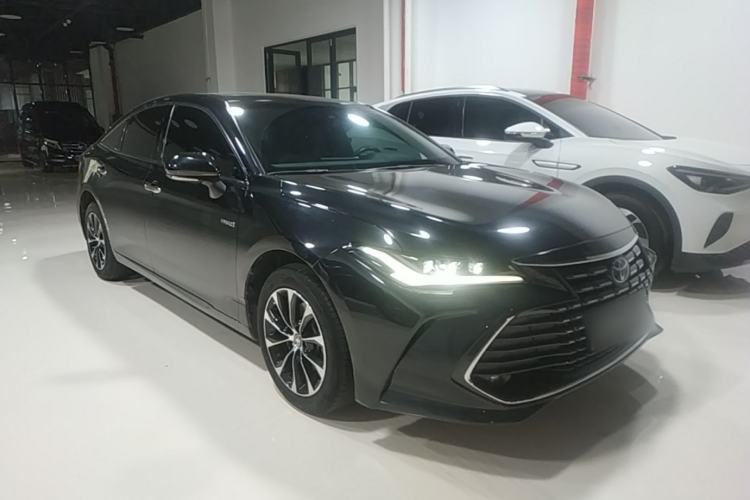 Used Toyota Avalon 2022 Dual-Engine 2.5L Luxury Edition Front Right 45 Deg