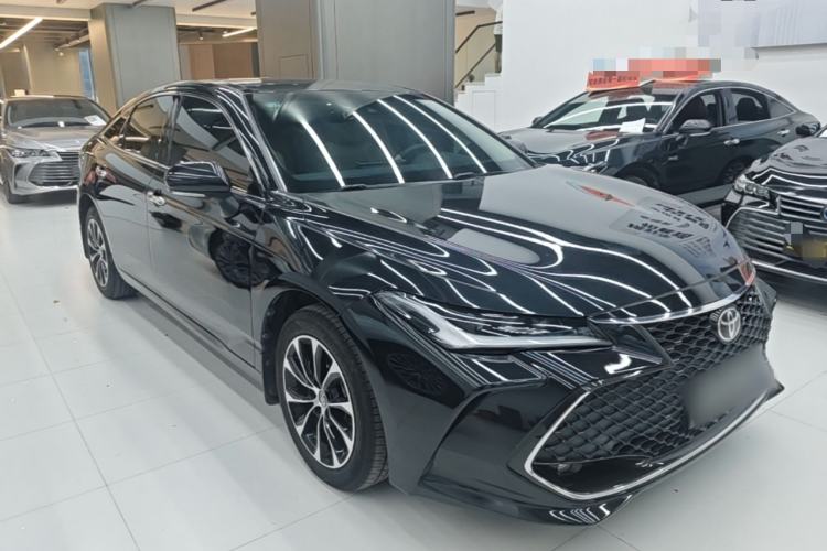 Used Toyota Avalon 2022 2.5L Luxury Edition Front Right 45 Deg