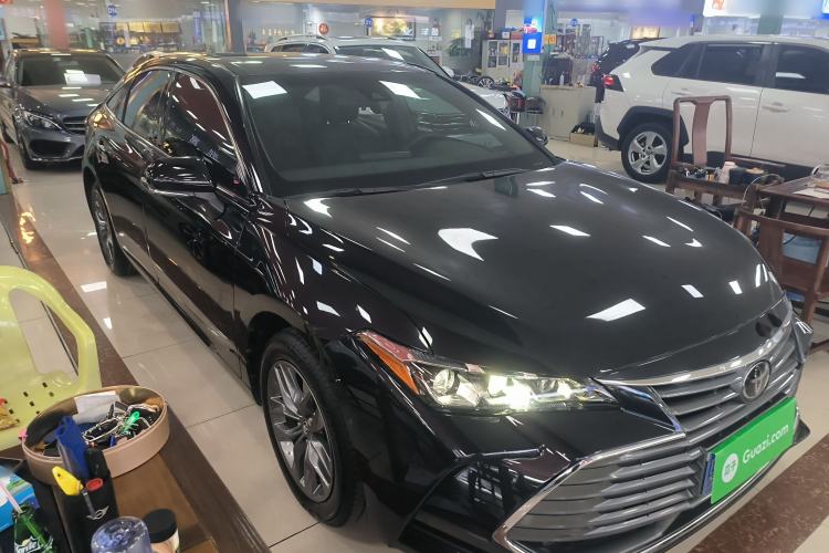 Used Toyota Avalon 2022 2.0L Luxury Edition Front Right 45 Deg