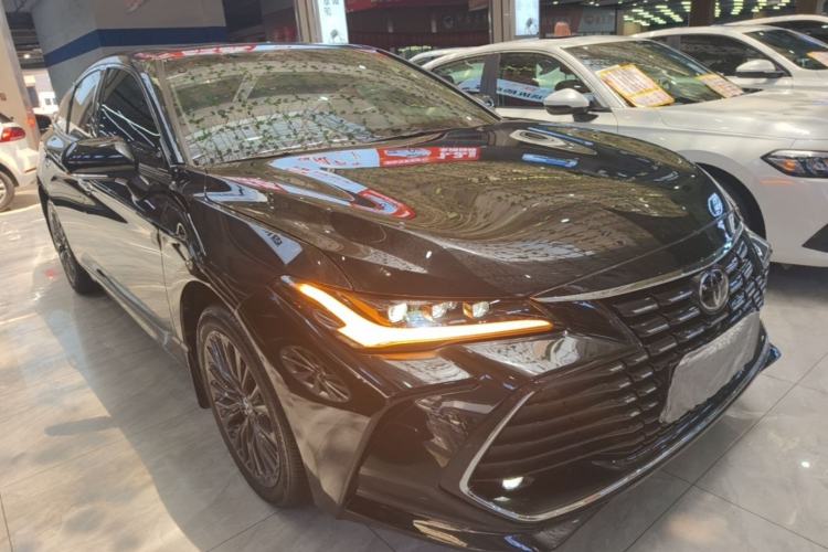 Used Toyota Avalon 2022 2.0L XLE Premium Edition Front Right 45 Deg