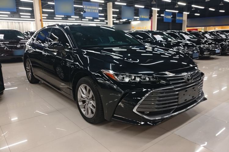 Used Toyota Avalon 2022 2.0L Luxury Edition Front Right 45 Deg