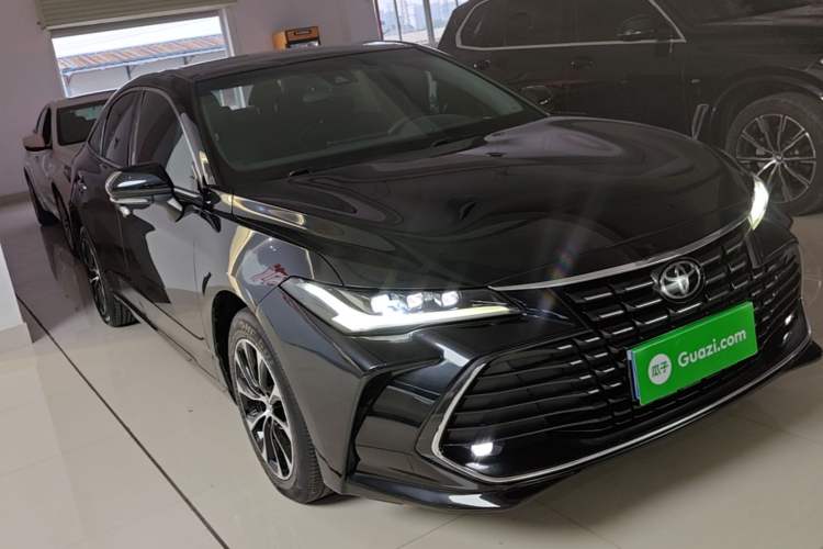 Used Toyota Avalon 2022 2.0L Luxury Edition Front Right 45 Deg