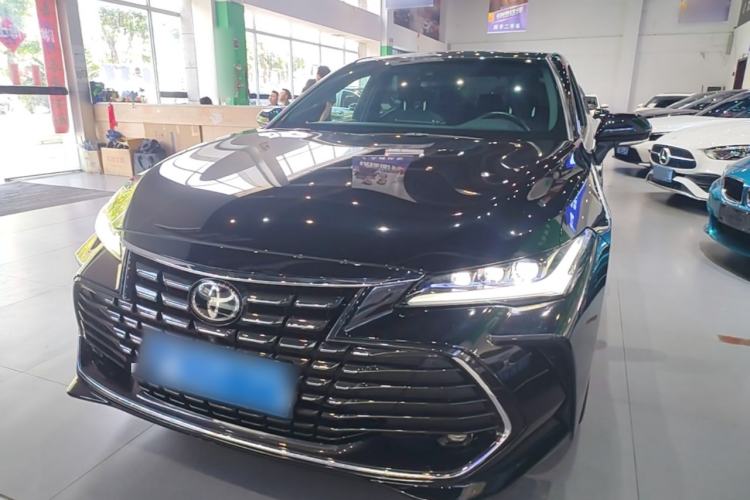 Used Toyota Avalon 2022 2.0L XLE Premium Edition Front
