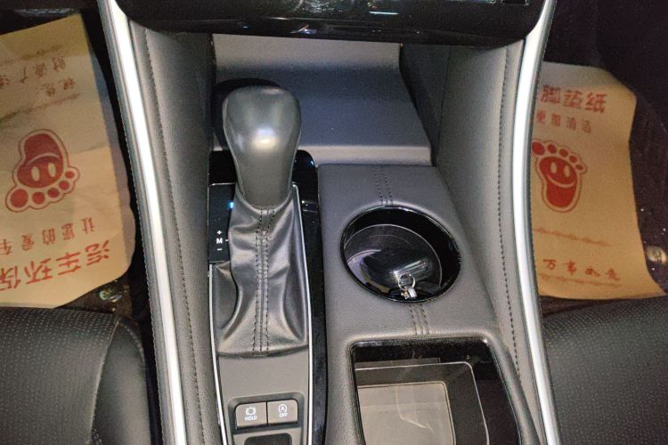 Used Toyota Avalon 2022 2.0L Luxury Edition Gear Lever