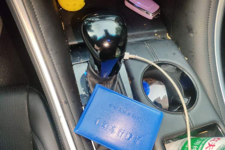 Used Toyota Avalon 2022 2.0L Luxury Edition Gear Lever