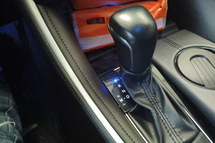 Used Toyota Avalon 2022 2.0L Ambition Edition Gear Lever