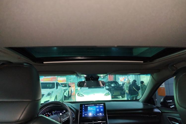 Used Toyota Avalon 2022 2.5L Luxury Edition Headliner
