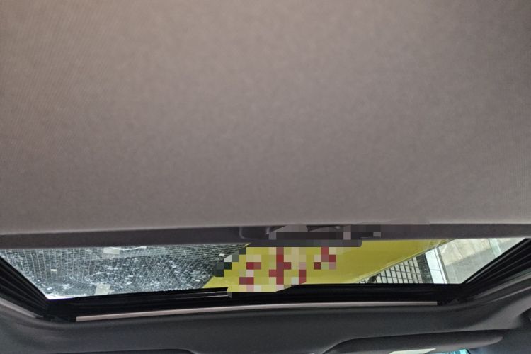 Used Toyota Avalon 2022 2.0L XLE Premium Edition Headliner