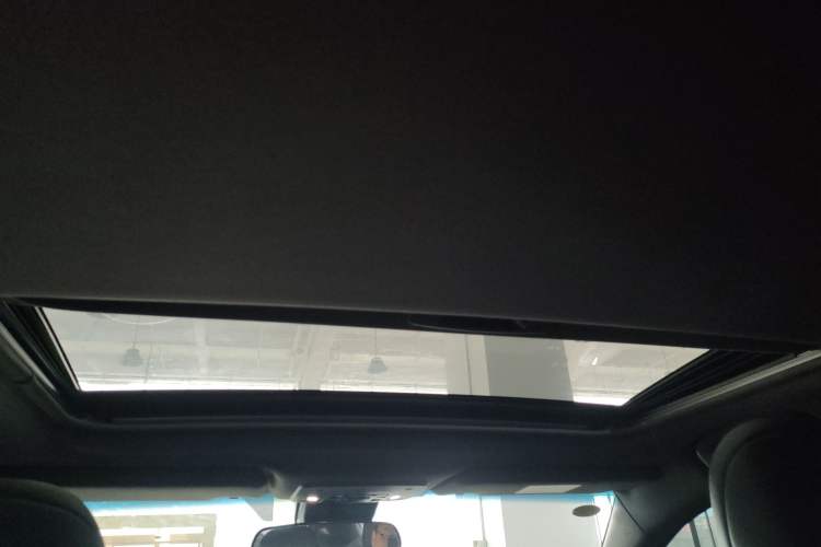 Used Toyota Avalon 2022 2.0L Luxury Edition Headliner
