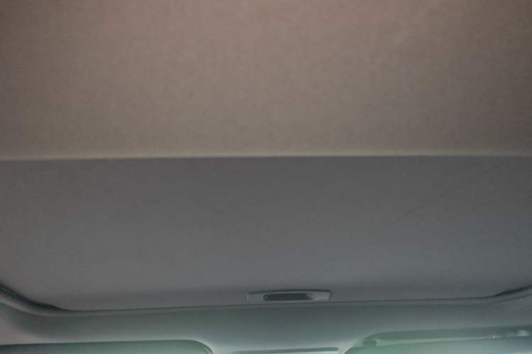 Used Toyota Avalon 2022 2.0L XLE Premium Edition Headliner