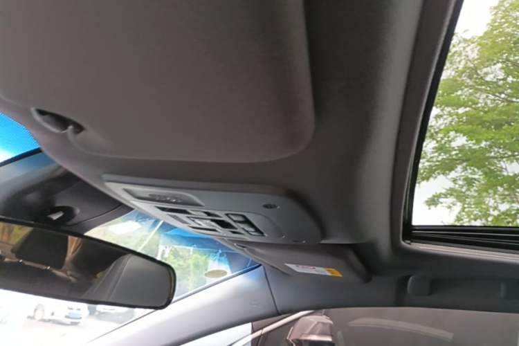 Used Toyota Avalon 2022 2.0L Luxury Edition Headliner