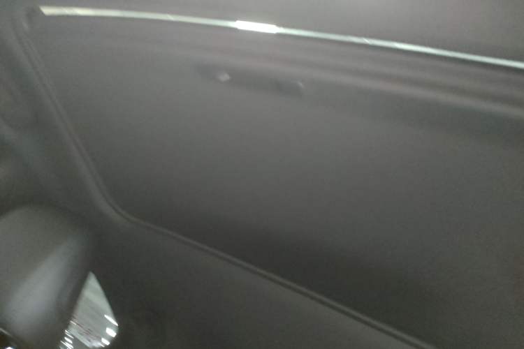Used Toyota Avalon 2022 Dual-Engine 2.5L Luxury Edition Headliner