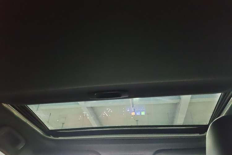 Used Toyota Avalon 2022 2.0L Ambition Edition Headliner
